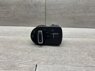 2010 - 2013 Audi R8 Headlight / Fog Light Switch - 8P1941531EC - Image 1 of 3