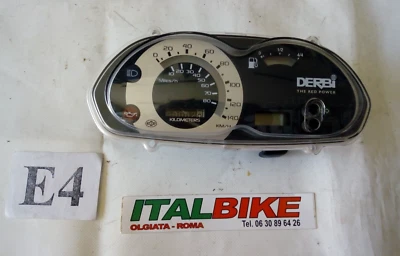 contachilometri Strumentazzione Derbi Atlantis 50 Bullet 50 sfondo nero - Immagine 1 di 4