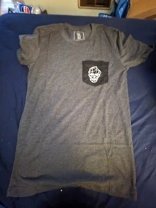 Death Battle White Skull pocket tee Size Medium - Picture 1 of 3