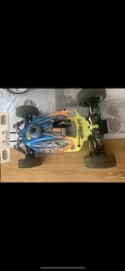 Losi 8IGHT Kit:1/8 4WD Nitro - Foto 1 di 5