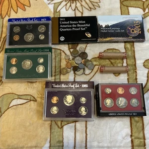 Estate Sale HUGE Auction Lot - U.S. & Foreign Coins + Currency + Proofs - Picture 1 of 24