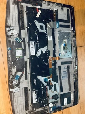 Laptop - Image 1 of 4