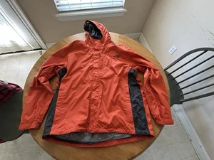 The North Face Bright Orange Lightweight Rain Jacket - Picture 1 of 8
