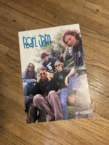 vtg 90s STONE TEMPLE PILOTS MAGAZINE CENTERFOLD POSTER Band Scott Weiland STP - Picture 1 of 3