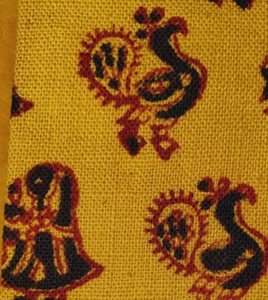 1950s 1960s ~VINTAGE SKINNY SQUARE END ~TUCKER TIES ~ETHNIC GIRL & ROOSTER ~ 53" - Picture 1 of 4