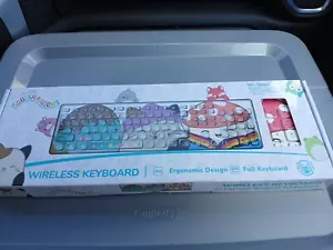 Sqishmallows Wireless Full Keyboard W Number Pad Jazwares Maya Cam Malcom - Picture 1 of 3