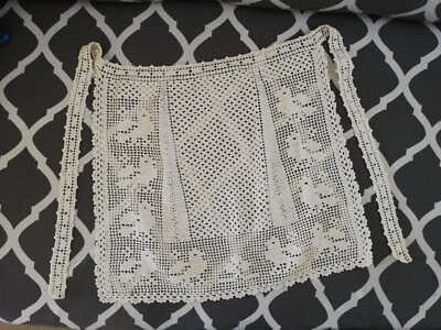 Tablier de cuisine ancien fait main au crochet - Photo 1/4