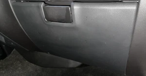 14 CHEVY SILVERADO 1500 Glove Box BOX ONLY HARD BLACK 23115095 - Picture 1 of 1