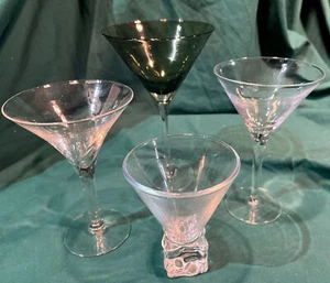 Set 4 verschiedene Sammler Martini Gläser - Bild 1 von 7