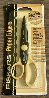 NEW Fiskars Paper Edgers Crafting Scissors Bow Tie Pattern 9223 - Image 1 of 3