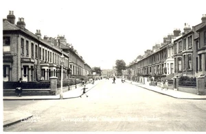 Devonport Rd - Shepherds Bush - London - Echtfoto Postkarte - Bild 1 von 1