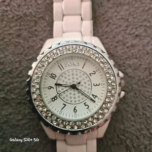 Damen Armbanduhr - weißes Metalluhrenband von SOKI - Bild 1 von 6