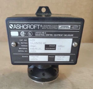 ASHCROFT SNAP ACTION SWITCH B420B 100PSI 125/250VAC - NIB - Picture 1 of 3