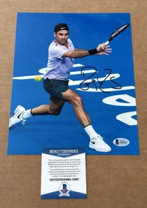 ROGER FEDERER SIGNED 8X10 TENNIS PHOTO BECKETT CERTIFIED POSE 7 - Picture 1 of 1
