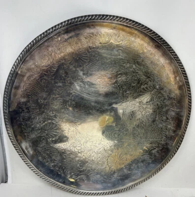 Bandeja redonda floral grabada placa plateada MFG Corp inglesa plateada Foto 1 de 4
