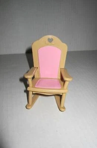 Mueble mecedora Fisher Price Loving Family vintage 1993 para guardería - Imagen 1 de 3