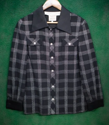 Vtg 1970’s VALENTINO Boutique Black Diamond Button Up Top Size 12 Wool Italy - Image 1 of 4