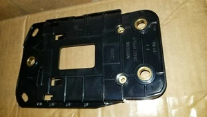 NUEVO SOPORTE DE MONTAJE PUNTO CIEGO OEM 284529PB0F 2016 - 2023 NISSAN MAXIMA TRASERO IZQUIERDO - Imagen 1 de 3