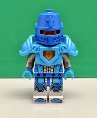 LEGO Nexo Knight Soldier Minifigure From The Glob Lobber Set 70318, 2016 - Image 1 of 4