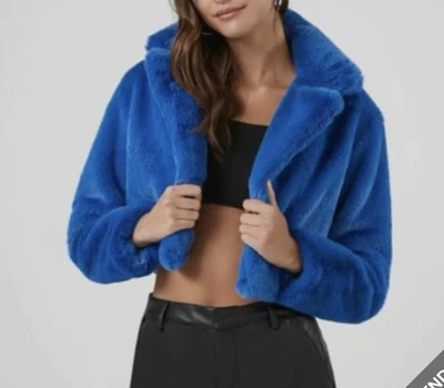 Chaqueta para mujer Love Tree eléctrica azul imitación piel felpa recortada forrada talla pequeña nueva Foto 1 de 4