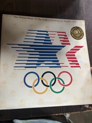 The Official Music Of The XXIIIrd Olympiad Los Angeles 1984 (Vinyl 1984 CBS) Foto 1 de 4