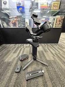 Zhiyun WEEBILL 2 Gimbal Stabilizer And Transmitter - Picture 1 of 5