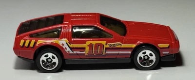 Hot Wheels 2015 Race DMC Delorean Red 1/64 Diecast Loose - Image 1 of 4