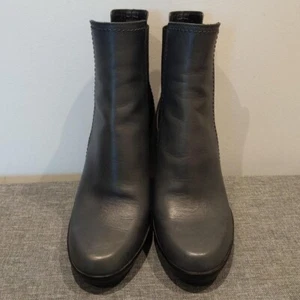 TOD'S Grey Leather Heeled ankle Boots - Picture 1 of 8