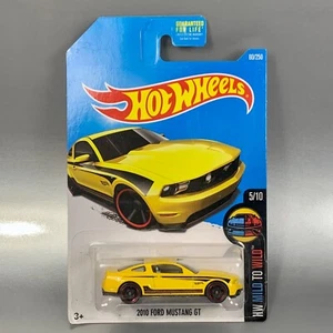 Mattel Hot Wheels 2010 FORD MUSTANG GT Yellow HW Mild to Wild 5/10 2015 - Picture 1 of 3