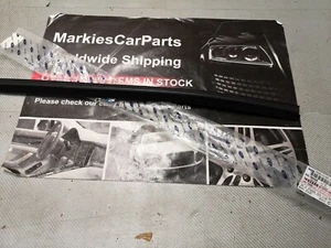 FORD C MAX MK I WEATHERSTRIP DOOR STRIP REAR RIGHT GENUINE NEW 1492666 2003-2007 - Picture 1 of 3
