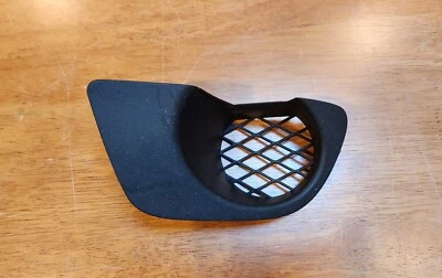 Saab 9-2x fog light trim bezel surround - left or right (single item) Saabaru - Image 1 of 4