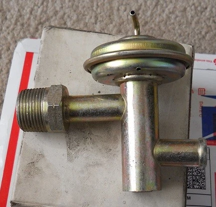 Oldsmobile 1971-72 NOS excepto F85 con válvula de control de temperatura automática del calentador Foto 1 de 1