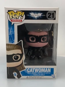 Catwoman #21 BESCHÄDIGTE BOX SIEHE BILDER - Bild 1 von 14