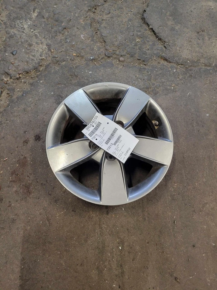 10 11 12 KIA FORTE Wheel - Image 1 of 1