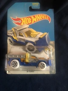 Hot Wheels 2017  Treasure Hunt  So Plowed  HW Snow Stormers  1:64 scale - Picture 1 of 3