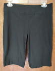 Attyre New York size 8 black pull on stretch shorts bermuda length