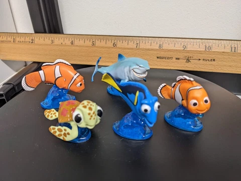 Lot of 5 Disney Pixar FINDING NEMO DORY PVC Mini Figures Toys Cake Toppers Cover