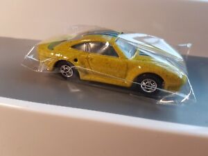 Hot Wheels Porsche 959 Larry Wood Collection Mint Green/yellow  Blue Tampos 1987