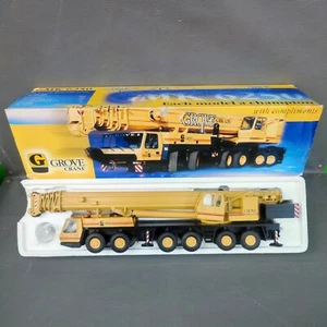 CONRAD 1:50 GMK 6250 Grove Crane - Picture 1 of 8