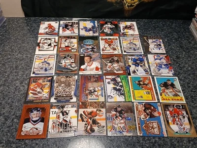 Dominik Hasek Cards - Inserts, Parallel's,  Rookie - Image 1 of 4