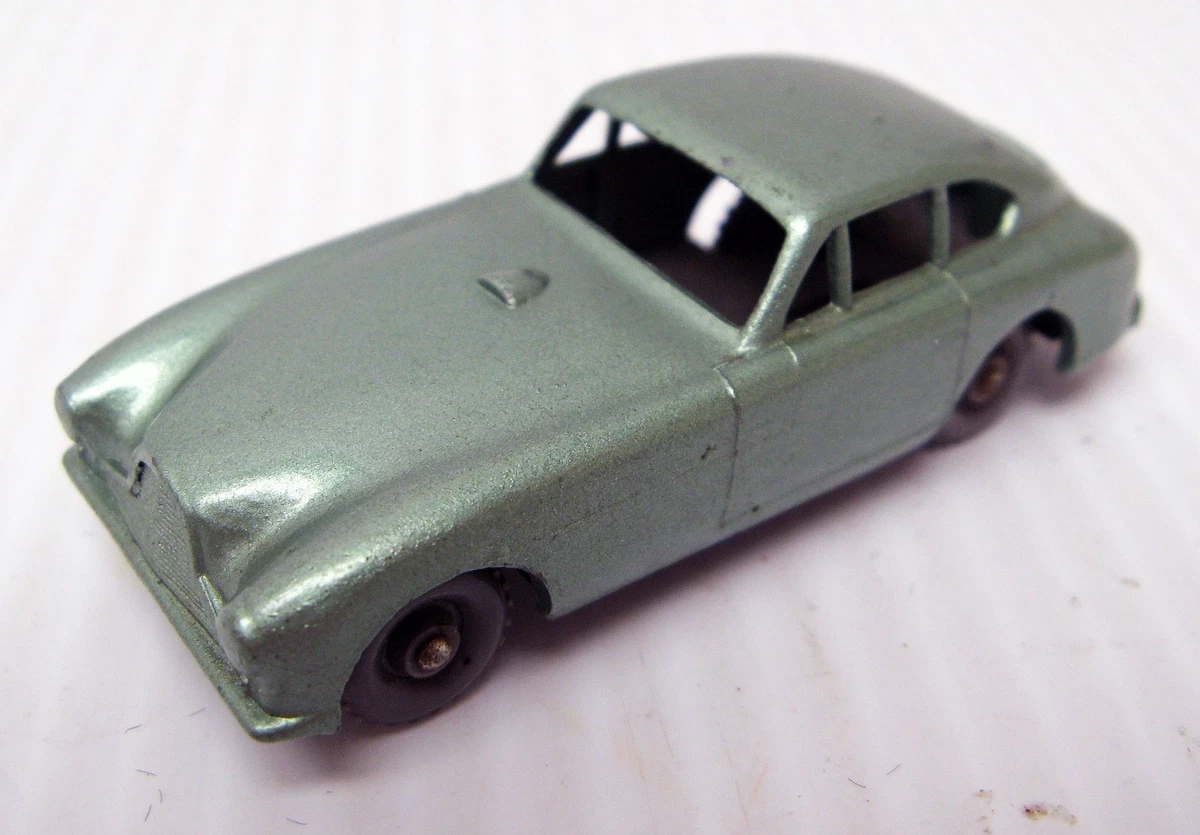 Matchbox Aston Martin Vintage Manufacture Diecast Cars, Trucks