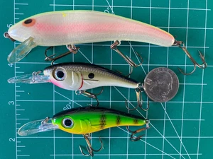 SET 3 Baumwoll Cordell ANGELKÖDER Grappler Shad CRANKBAITS tief DIVERS MINNOW - Bild 1 von 8