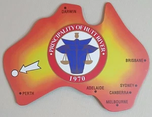1X 1970 VINTAGE PRINCIPALITY OF HUTT RIVER INDEPENDENT SOVEREIGN STATE MAGNET - Picture 1 of 4