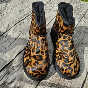 UGG CLASSIC MINI PANTHER BUTTERSCOTC SHEARLING COW HAIR BOOT US 7 NWT - Picture 1 of 11