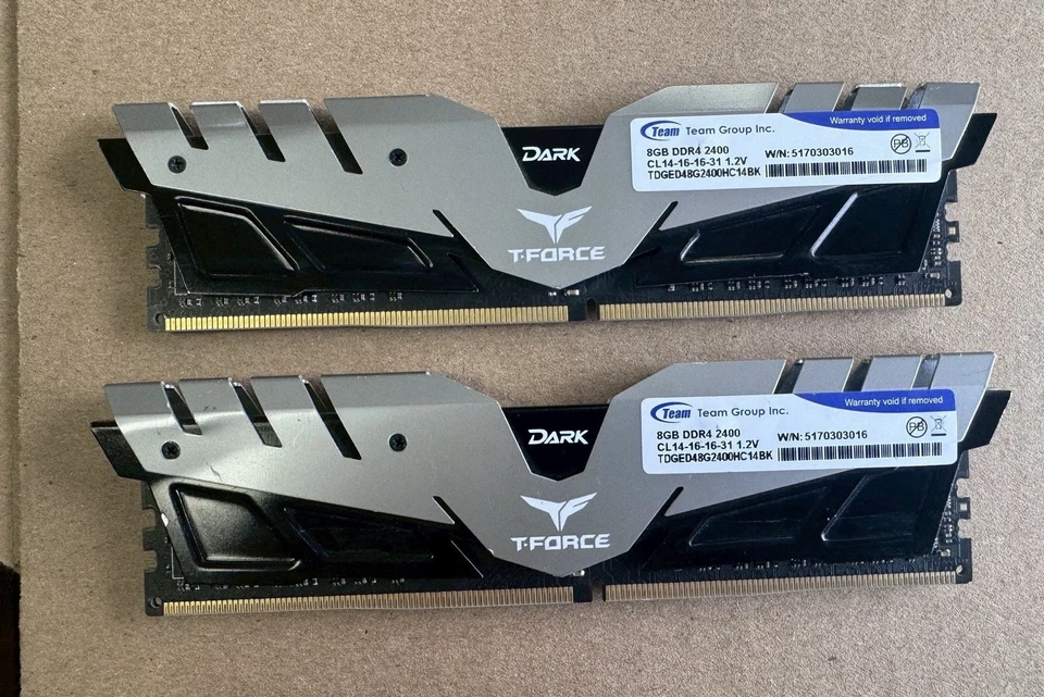 Team Group  Dark 16GB (8GBx2) DDR4 2400MHz CL14 RAM Desktop - Image 1 of 3