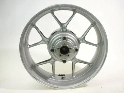 CERCHIO RUOTA POSTERIORE ARGENTO 17 X 5.5 TRIUMPH TIGER 1050 2006 - 2012 T201526 - Immagine 1 di 3
