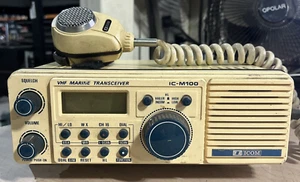 ICOM IC-M100 BOAT VHF MARINE RADIO TRANSCEIVER INTERCOM W/ MICROPHONE - Zdjęcie 1 z 4