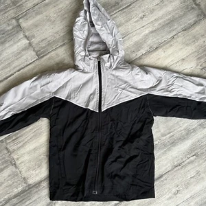 Nike Boys Youth Black & Grey Zip Up Windbreaker Jacket Hooded Size 5 - Picture 1 of 4