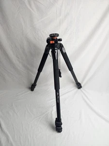Vanguard Alta Pro 263AT Camera Tripod Aluminum Tilting Center Column - Picture 1 of 16