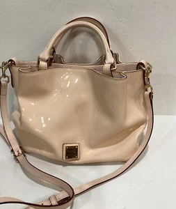 Dooney & Bourke Umhängetasche Schultertasche rosa Lackleder Doppelgriffe - Bild 1 von 12